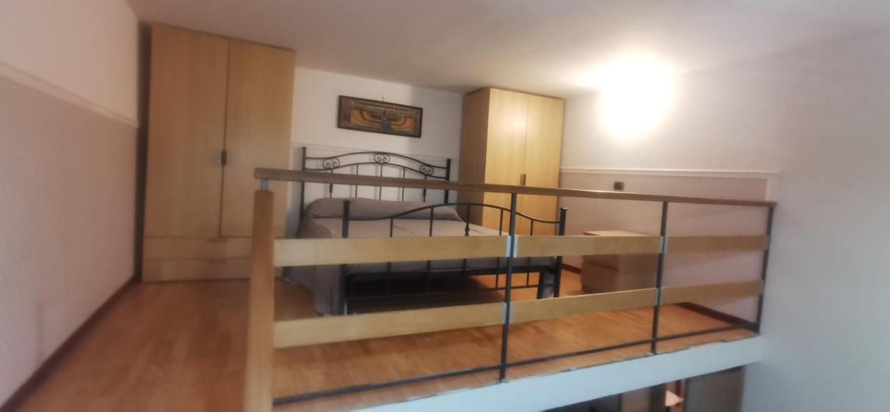 Real Family House Daire Napoli Dış mekan fotoğraf