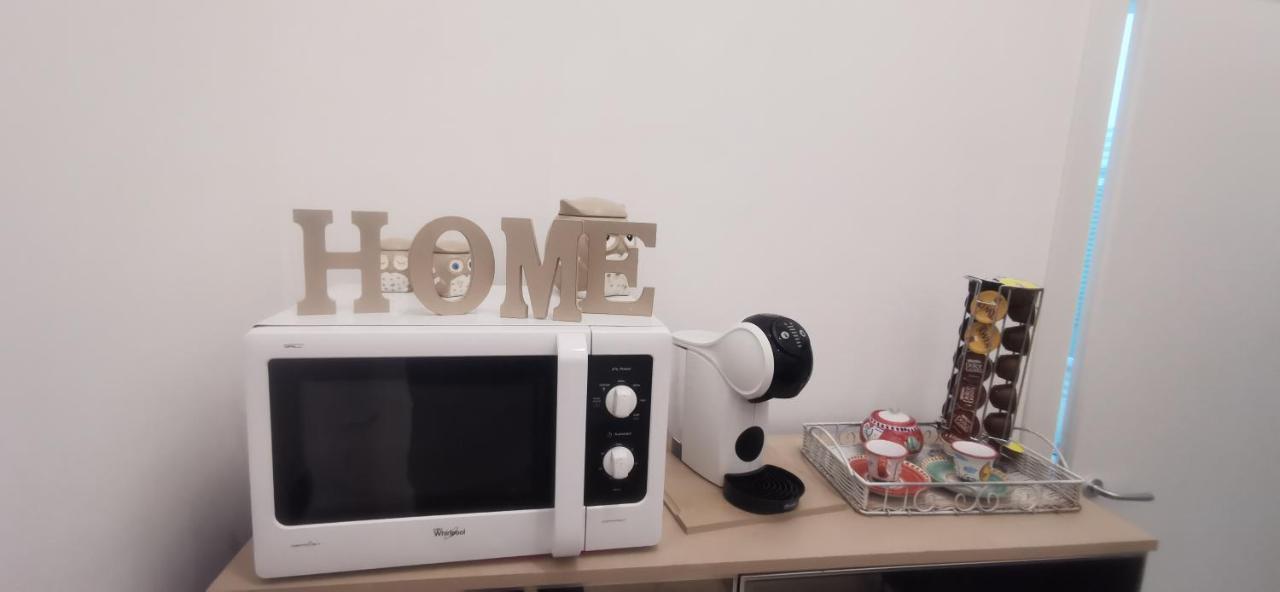 Real Family House Daire Napoli Dış mekan fotoğraf